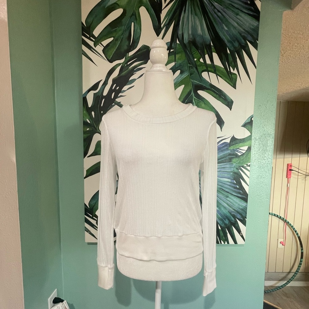 💕 Old Navy White Pointelle  Knit Long Sleeve Top